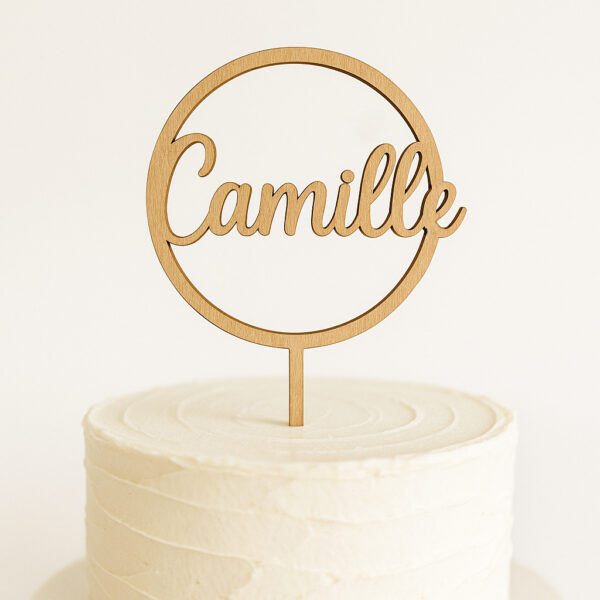 Cake topper personnalisé prénom – Design circulaire élégant en bois ou acrylique